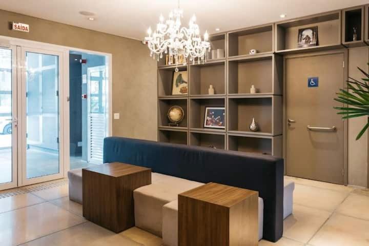 Apartamento Charmoso Com Terraco E Vista!